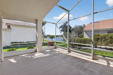 SITUATED ON A PREMIUM CORNER LOT THIS RESIDENCE OFFERS A BRIGHT - photo 15