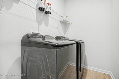 Better than new and move-in ready! This beautifully maintained - photo 27