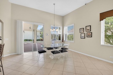 SITUATED ON A PREMIUM CORNER LOT THIS RESIDENCE OFFERS A BRIGHT - photo 38