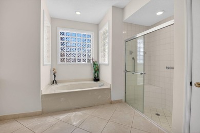 SITUATED ON A PREMIUM CORNER LOT THIS RESIDENCE OFFERS A BRIGHT - photo 47