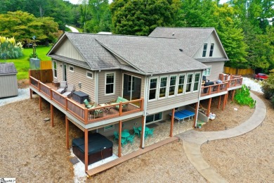 Lake Home For Sale in West Union, South Carolina