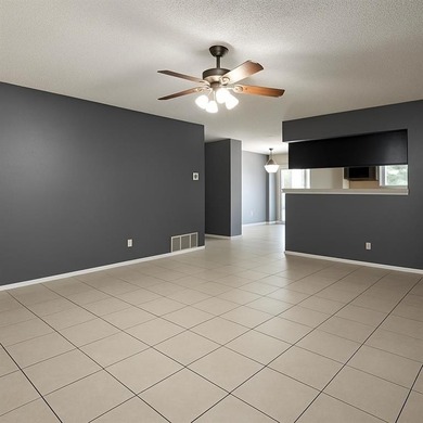 Brown Singleton Pond Home For Sale in Waxahachie Texas