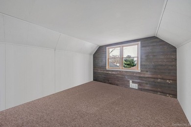 Welcome to this beautiful and well-maintained Cape located in - photo 13