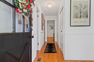 Charming Cape Cod-style home featuring 3 bedrooms and 2 baths in - photo 14