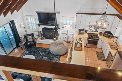 Charming Cape Cod-style home featuring 3 bedrooms and 2 baths in - photo 17