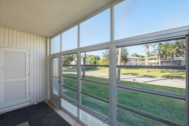 Ground-floor 1BD/1.5BATH condo in Vista St. Lucie-handyman - photo 17