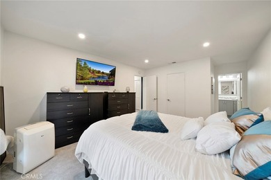 Welcome to Unit #6 updated upstairs condo in the heart of - photo 22