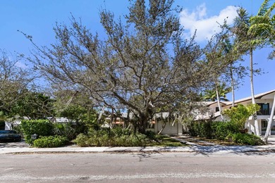 Single-family home located in the Historic District of Lake - photo 22