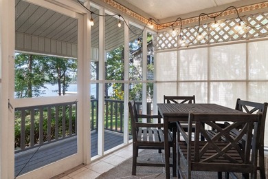 Charming Cape Cod-style home featuring 3 bedrooms and 2 baths in - photo 28