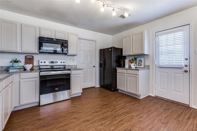 Lake Lewisville Home For Sale in Little Elm Texas