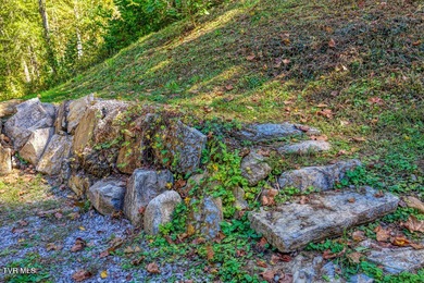 Nestled along the tranquil banks of the Clinch River in rural - photo 24