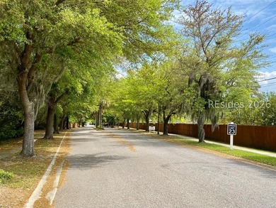 Live Oaks at Battery Creek. Buildable 1/4-acre lot near the - photo 30