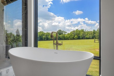 28.45 Acre Estate with Luxury Home, Pool, Pond, Barn & - photo 38