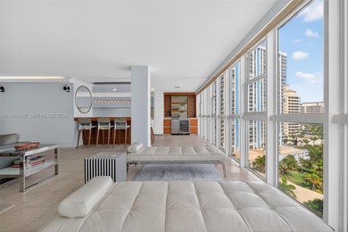 Stunning penthouse with ocean views and Key Biscayne shoreline