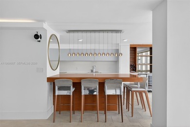 Stunning penthouse with ocean views and Key Biscayne shoreline