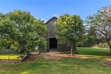 Rarely does a property combine custom English Tudor character - photo 48