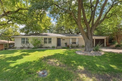 Lake Waco Home For Sale in Waco Texas