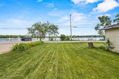 Set along the shores of Tichigan Lake and the Fox River - photo 8