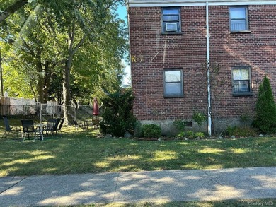 Rare For Sale A True Three Bedroom Upper Level Clearview Unit - photo 17