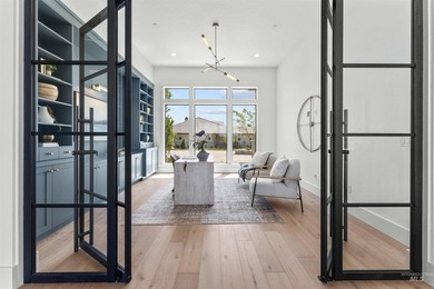 An irreplaceable single-level estate perched on nearly an - photo 34