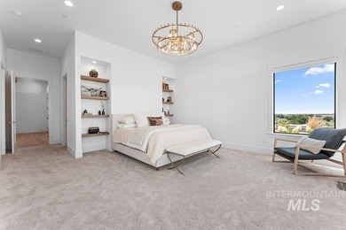 An irreplaceable single-level estate perched on nearly an - photo 37