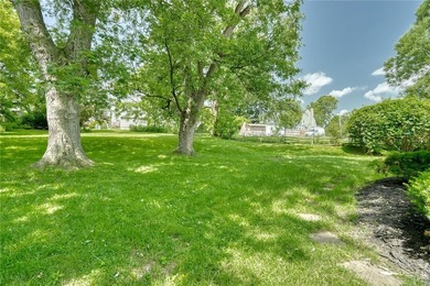 Welcome home to this beautifully updated 3-bedroom ranch nestled - photo 42