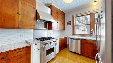 Charming home in desirable Historic Southwest neighborhood! This - photo 11