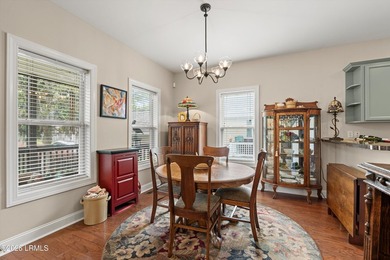 Front and back water views! This beautifully maintained - photo 19