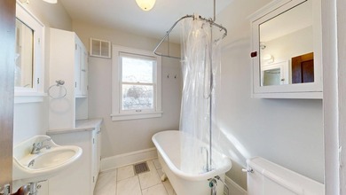 Charming home in desirable Historic Southwest neighborhood! This - photo 23