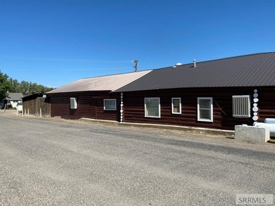 Established restaurant & bar located on Main Street Challis just - photo 4