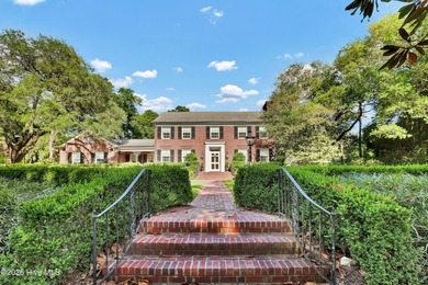 Gorgeous two story Georgian brick home on a double lot with many - photo 3