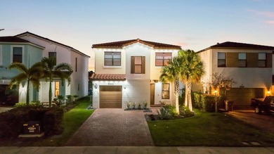 (private lake, pond, coastal) Home For Sale in Westlake Florida