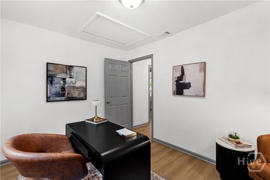 Remodeled 5 minuites to Downtown Savannah. 3 Bedroom 2 Full - photo 13
