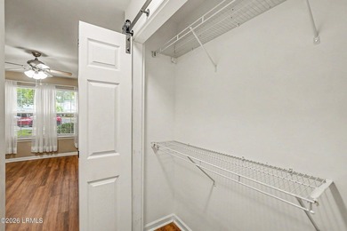 Welcome to this beautifully maintained & thoughtfully updated - photo 16