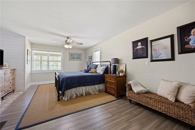 Tucked away inside the exclusive gated community of Colonial - photo 22