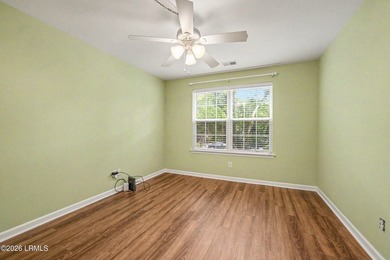 Welcome to this beautifully maintained & thoughtfully updated - photo 23