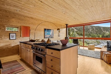 This legacy estate is one that must be experienced to be fully - photo 3