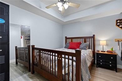 Tucked away inside the exclusive gated community of Colonial - photo 32