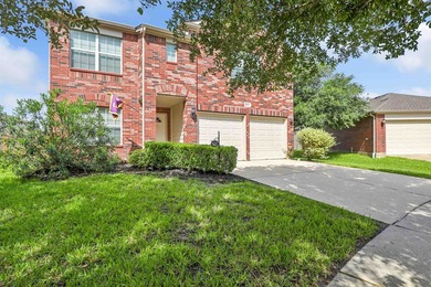 Beautiful MOVE IN READY 4 bedroom, gameroom, office, 2.5 baths & - photo 2