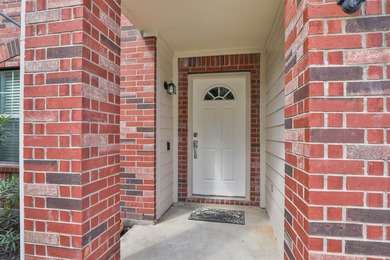 Beautiful MOVE IN READY 4 bedroom, gameroom, office, 2.5 baths & - photo 4