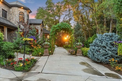 Welcome to this stunning 3-acre horse property nestled at the - photo 8