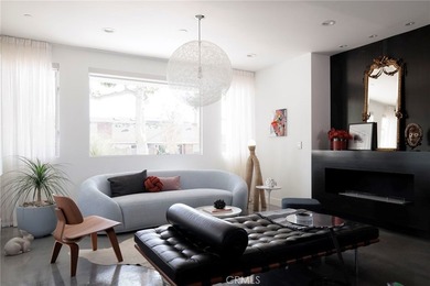 Welcome to a striking architectural residence in the highly - photo 9