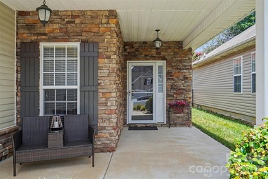 Beautiful move-in ready ranch style home in highly desirable - photo 14
