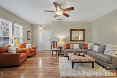 Beautiful move-in ready ranch style home in highly desirable - photo 16