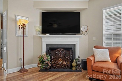 Beautiful move-in ready ranch style home in highly desirable - photo 18