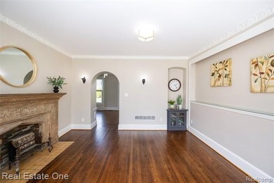 A timeless home in a beloved neighborhood, thoughtfully - photo 24