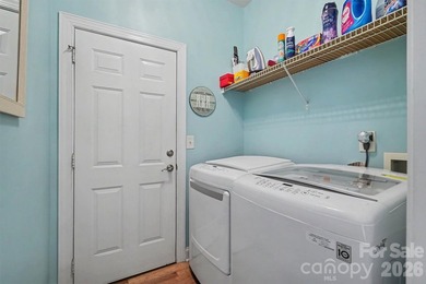 Beautiful move-in ready ranch style home in highly desirable - photo 39