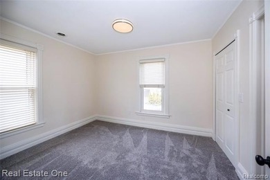 A timeless home in a beloved neighborhood, thoughtfully - photo 42