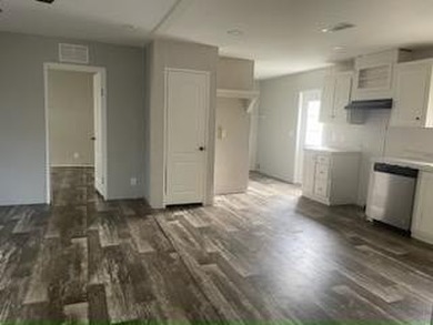 Own your own home in a quiet, well-maintained neighborhood! This - photo 6
