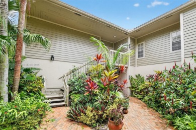 Lake Condo For Sale in Boca Raton, Florida